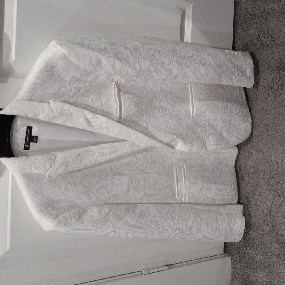 Men Inc concepts suit from macys